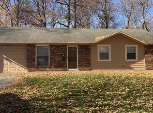 325 Halifax Dr, Vandalia, OH