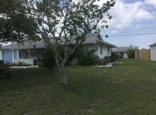 1228 Valley Forge Blvd, Sun City Center, FL 33573
