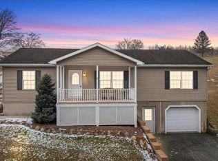 614 Garden Spot Rd, Lykens, PA 17048