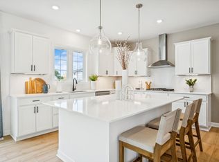 7458 Auburn Ln, Inver Grove Heights, MN 55077