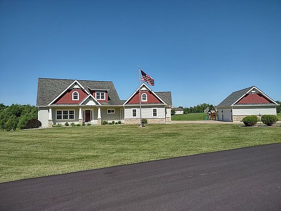 2nd image of 161 Brook Hill Ln