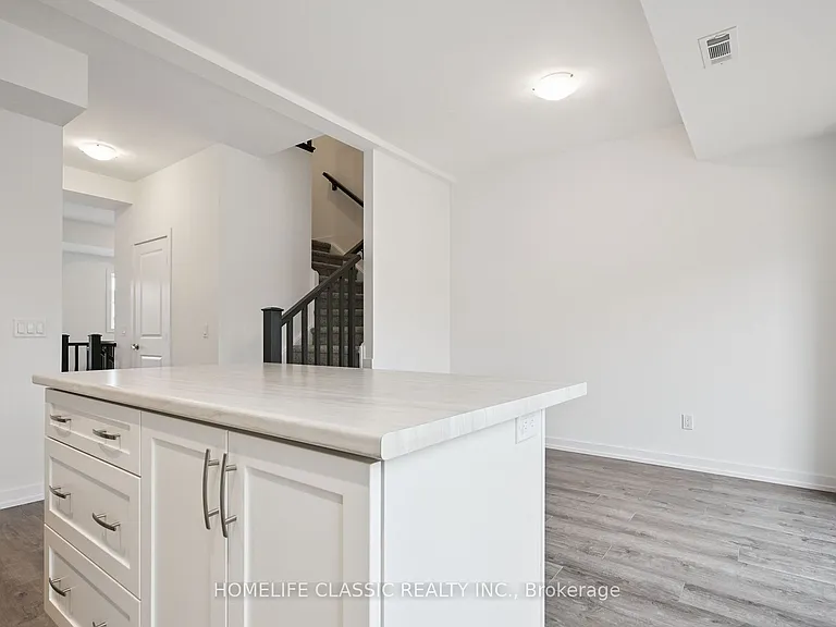 57 Great Falls Blvd — Photo 8