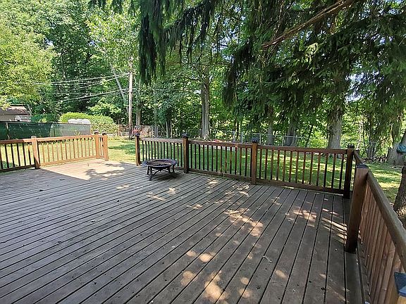 5th image of 5474 Beacon Hill Ct