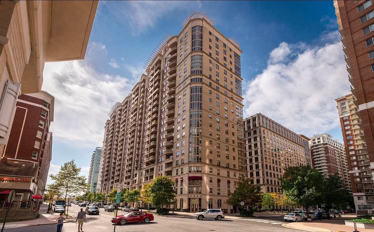 2 bed, 1257 sqft, $4,250 — Photo 1