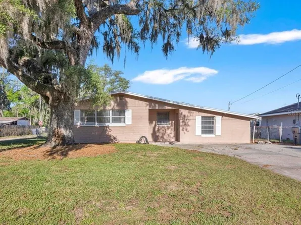 218 Dennis Ave, Winter Haven, FL 33880
