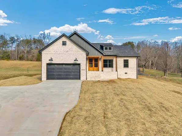 5564 Rocky Point Rd, Cookeville, TN 38506