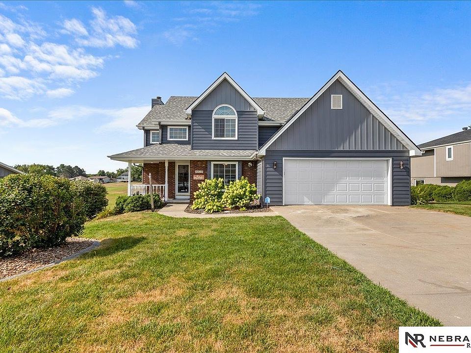 1st image of 3819 Buccaneer Blvd