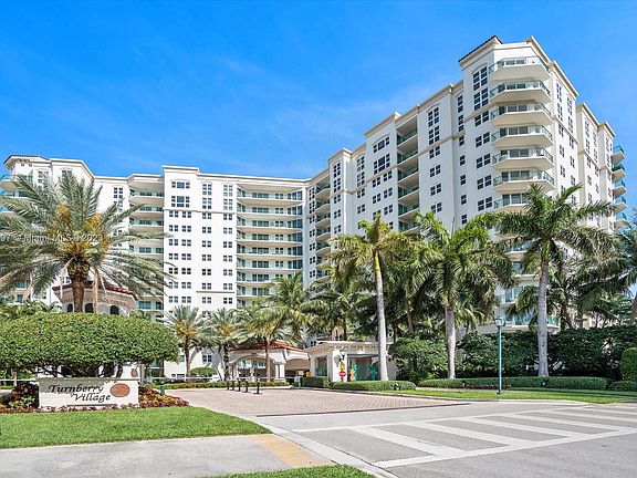 3rd image of 20000 Country Club Dr #804