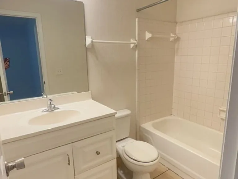 2530 Mar Ct — Photo 15