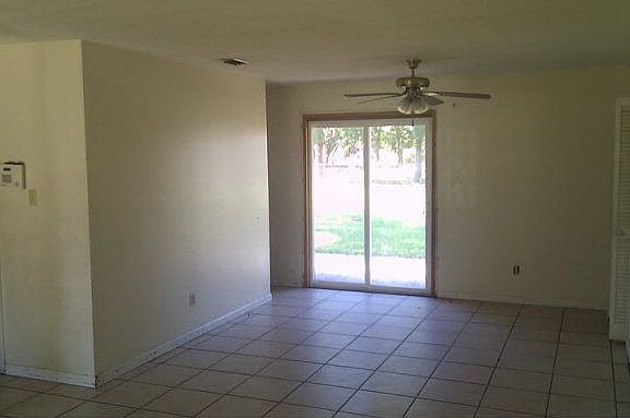 2nd image of 4008 Fritz Ln