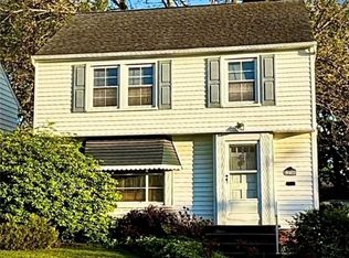 12700 Grannis Rd, Garfield Heights, OH 44125