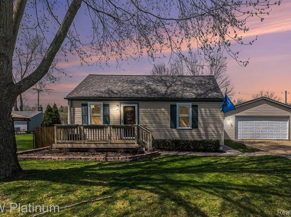 2784 Frankson Ave, Rochester Hills, MI 48307