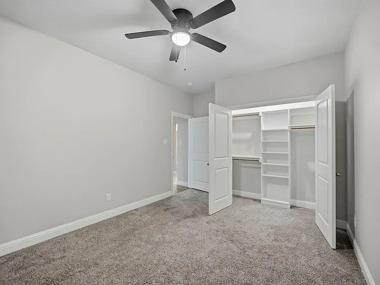 2125 Beaumont St — Photo 18