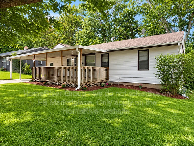 11208 Marsh Ave — Photo 2