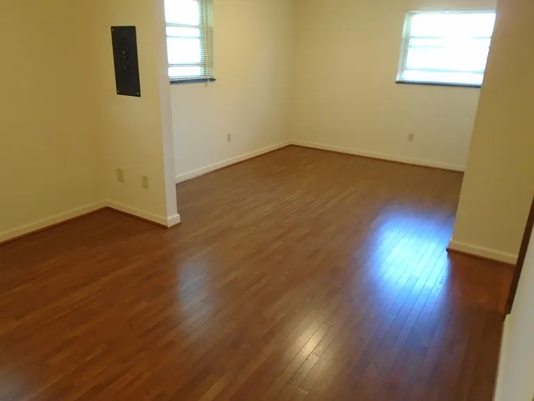 Extra large bedroom