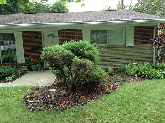 2nd image of 1950 Seminole Ln
