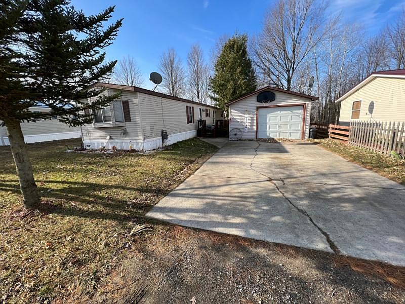 5470 Eddie St Croswell MI Zillow