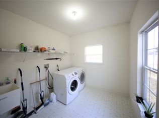 46 Hill Hollow Rd, Lake Hopatcong, NJ 07849