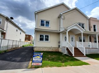 84 Warren St, Carteret, NJ 07008