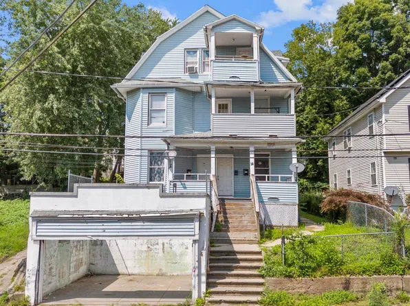 14 Ridgewood Street, Waterbury, CT 06710
