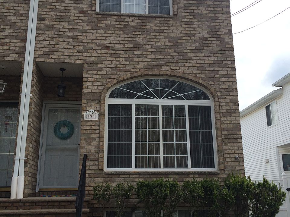 1st image of 321 Swinnerton St