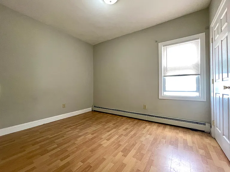 61 Hope St #2 — Photo 8