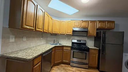 84-52 Fleet Court, #2-FLOOR