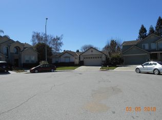 9611 Blue Heron Ct, Gilroy, CA 95020