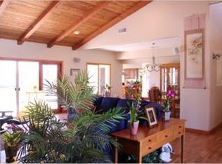 1820 Westview Dr, Encinitas, CA 92024