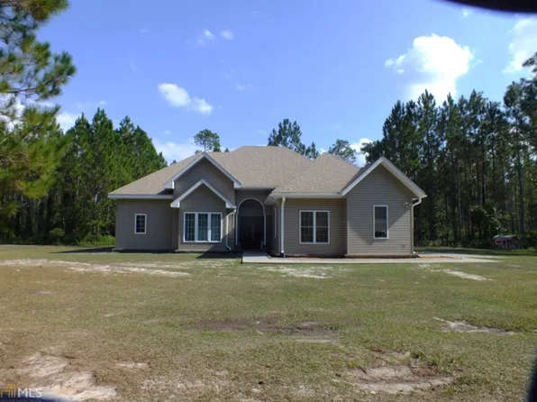 167 Hamp Chesser Rd, Folkston, GA 31537