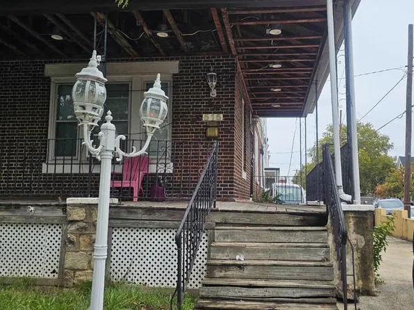 515 Robbins St, Philadelphia, PA 19111