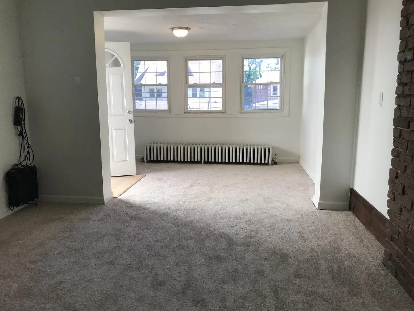 2 bed, 1050 sqft, $1,175 — Photo 4