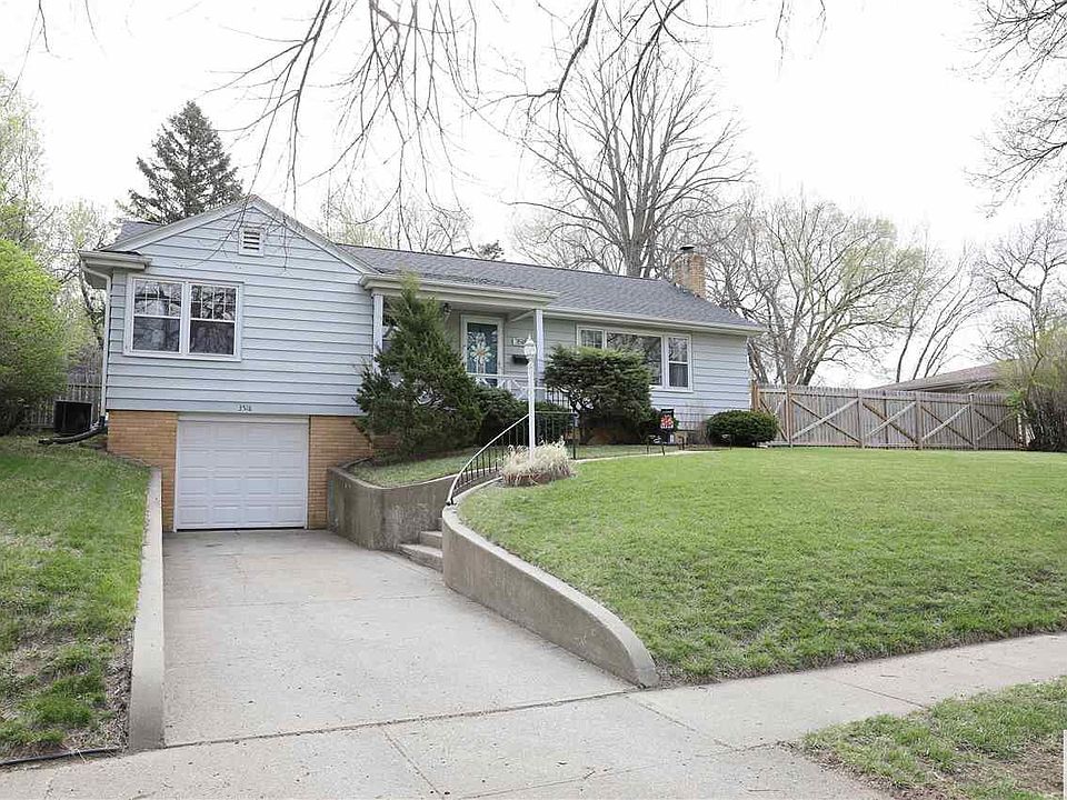 1st image of 3518 Douglas St