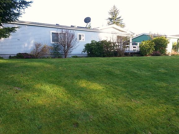 2nd image of 951 W Star Lake Dr