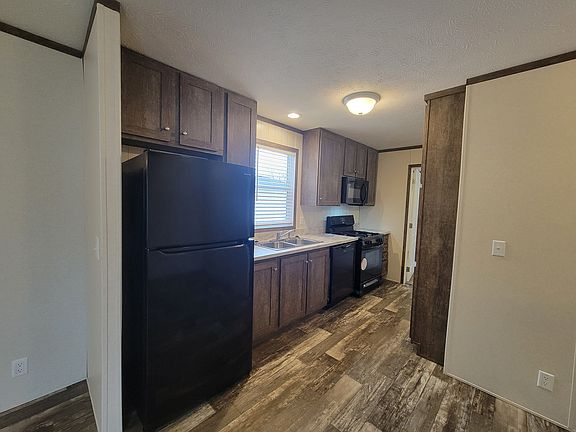 4th image of 38000 Le Chateau Blvd #673