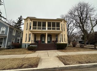 496 E Chicago St #2, Elgin, IL 60120