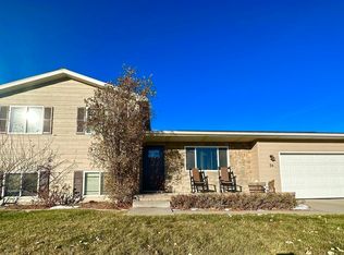 54 La Platte Rd, Kearney, NE 68845