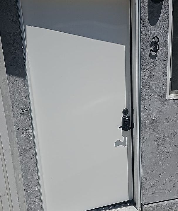 1st image of 2310 Chatsworth Blvd #3