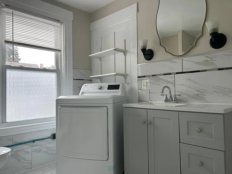 26 Summer St #2 — Photo 7