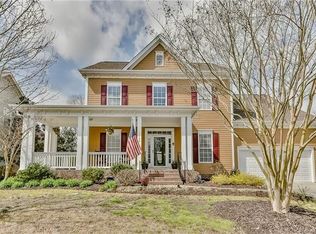 1124 Hunters Run Dr, Tega Cay, SC 29708