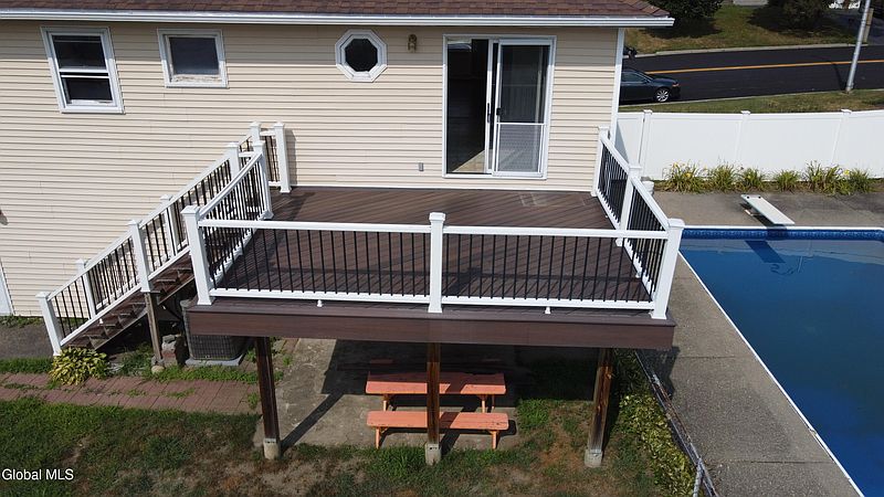 5th image of 57 Donegal Avenue