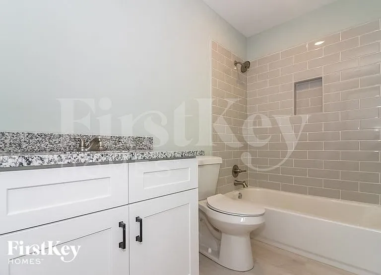 4979 Wilburn Ave — Photo 11