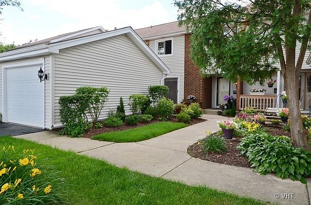 1st image of 30W383 Pinehurst Dr