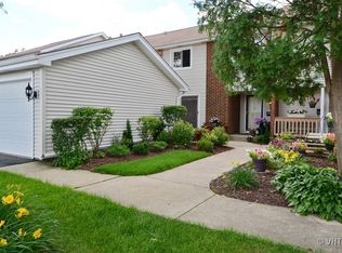 30W383 Pinehurst Dr, Naperville, IL 60563