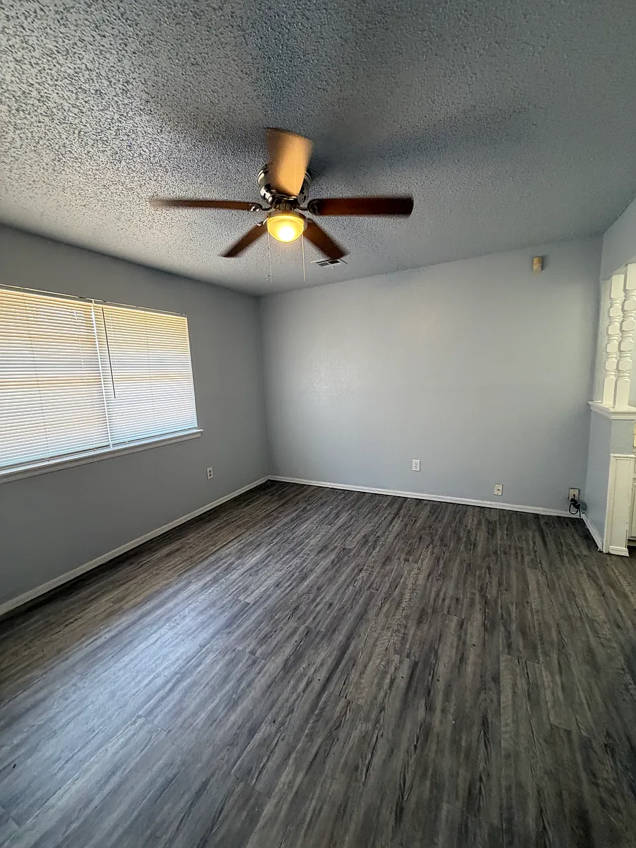 Master Bedroom - 5341 Coble St
