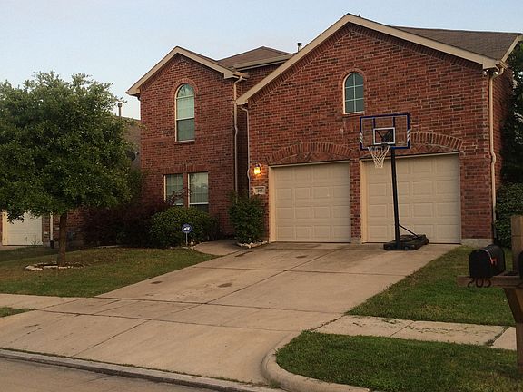 2nd image of 205 Mulberry Dr