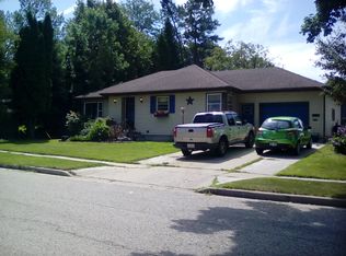 819 E Maple St, Horicon, WI 53032