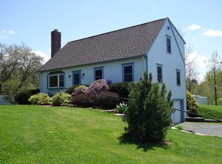 72 W Pomeroy Ln, Amherst, MA 01002