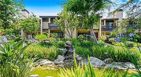 5th image of 21901 Burbank Blvd #000