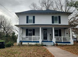110 Franklin St, South Hill, VA 23970